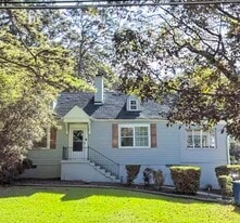 Front - 2710 Winburn Ter