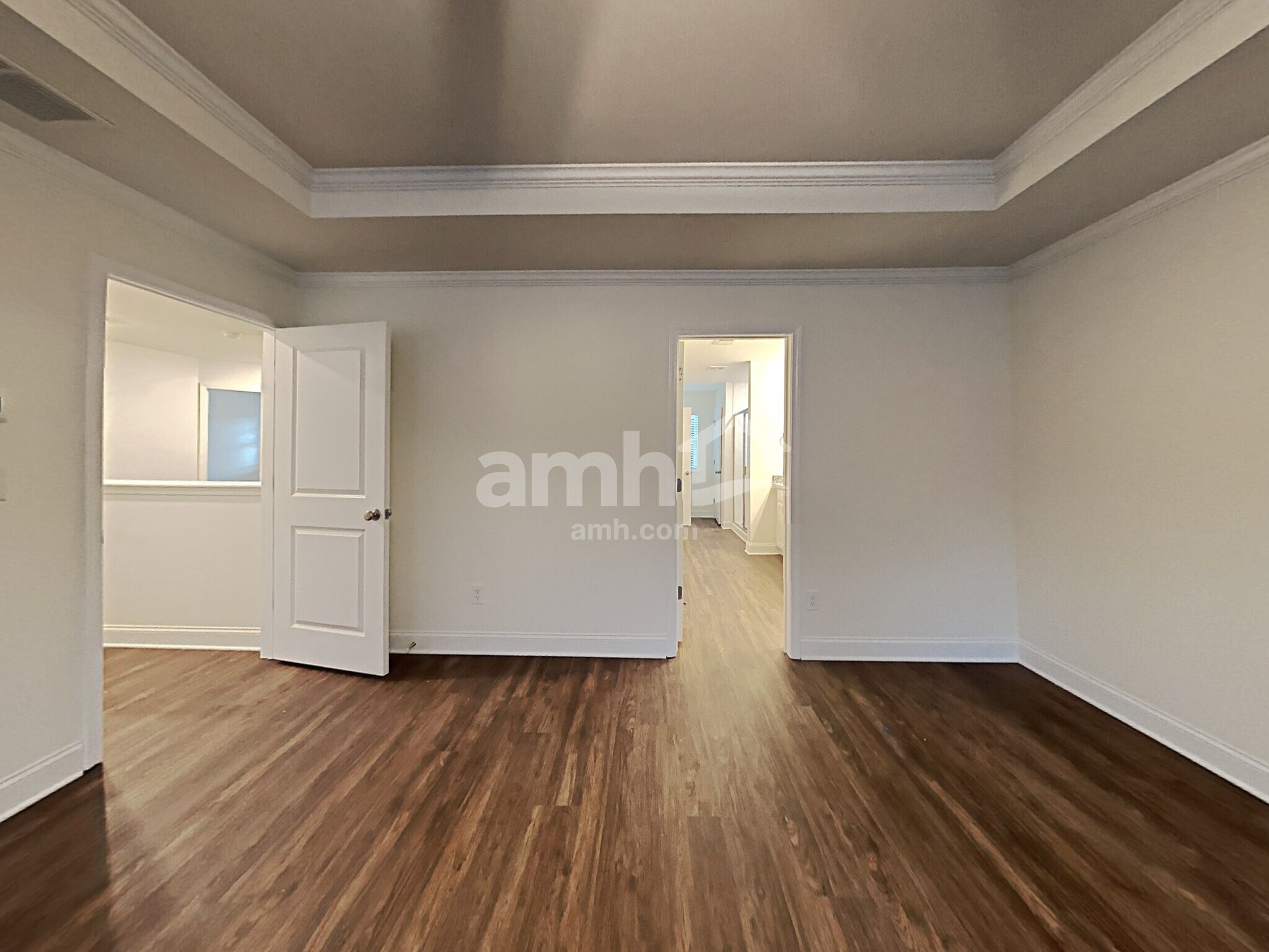 Building Photo - 123 Dog Path Trl