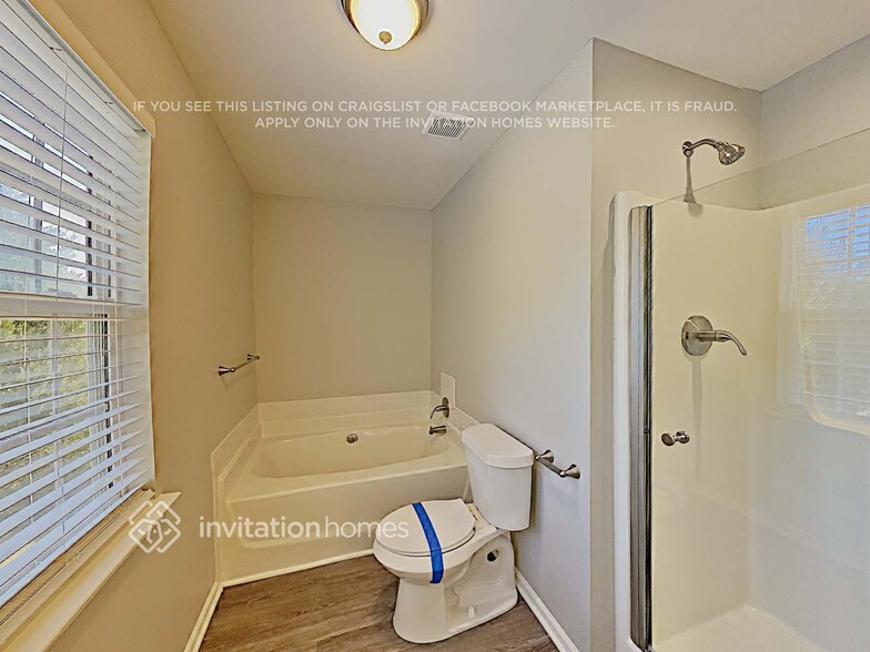 Building Photo - 9544 Green Apple Dr