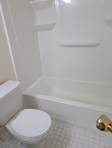 Building Photo - 4410 Groombridge Way