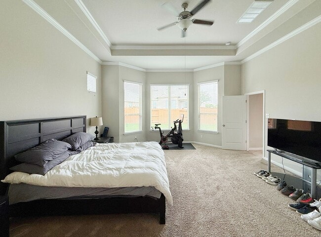 Building Photo - Beautiful 4/3.5 Home Available In Northwest San Antonio!