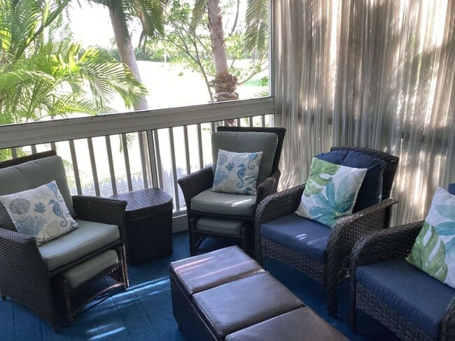 Building Photo - 6+ MONTH RENTAL-Temporarily discounted to $3000 for this season!