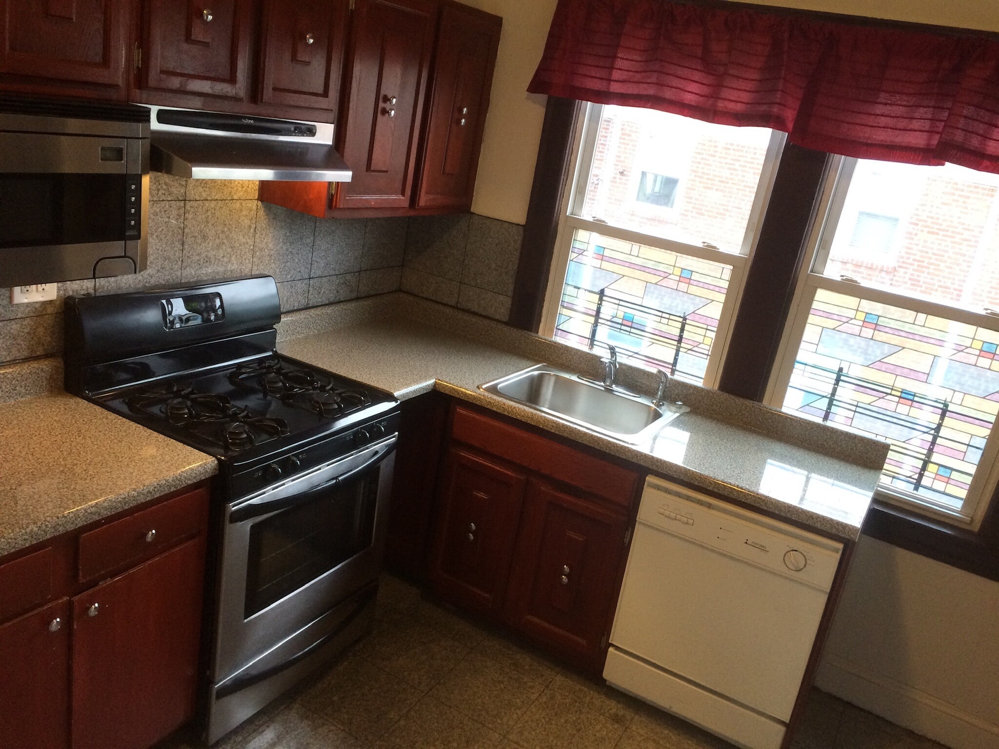 Building Photo - 86 Edgewood Ave