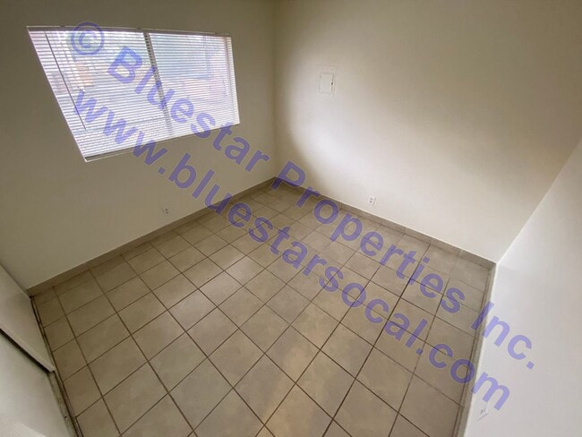 Building Photo - 16014Y