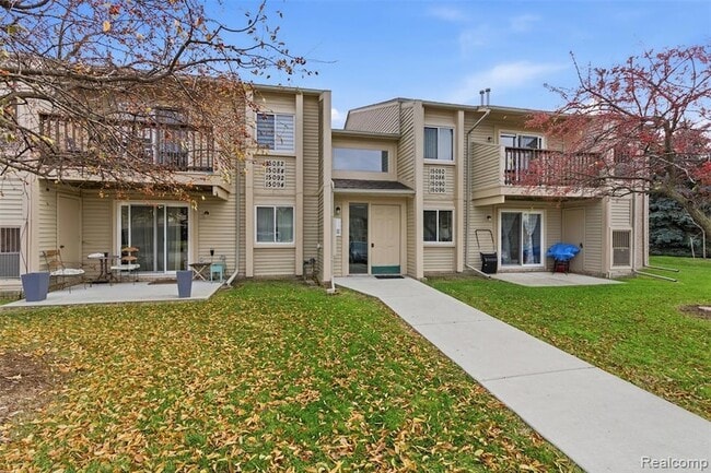 Building Photo - 15090 Northpointe Dr