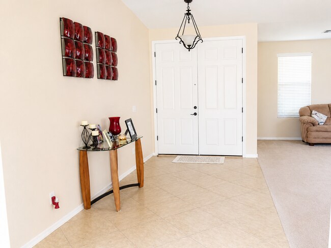 Building Photo - Spacious 5-Bedroom Gilbert Home with a Sparkling Pool!