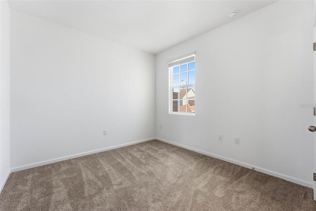 Building Photo - 1889 Seawall Wy