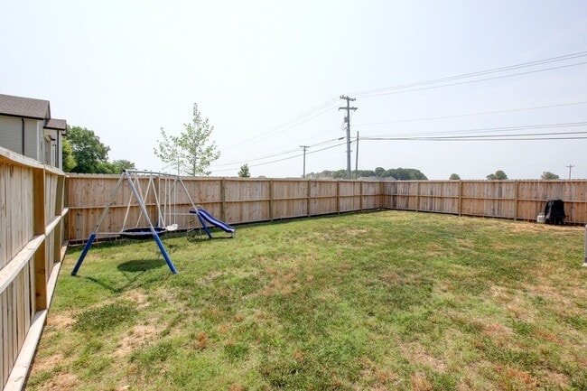 Building Photo - 715 Jodine Ann Dr