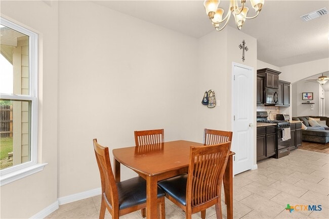 Building Photo - 8064 Bassano Dr
