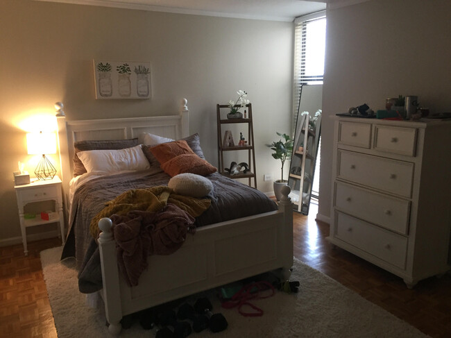 Master Bedroom - 620 Peachtree St NE