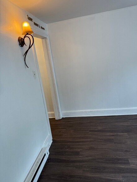 Building Photo - 27 Meehan Ave