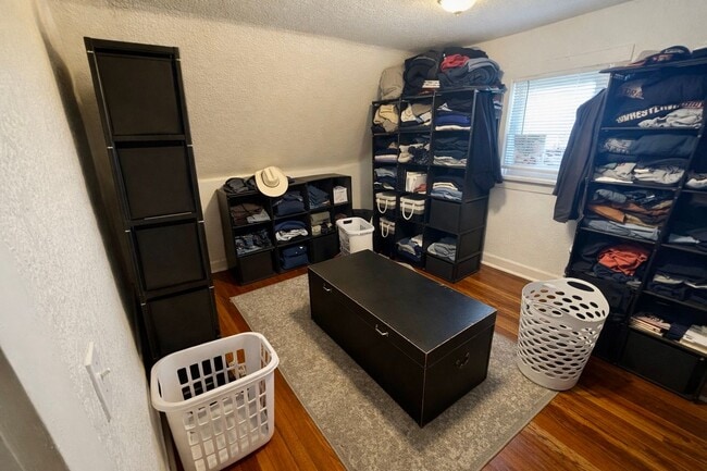 Building Photo - 617 S Jefferson St