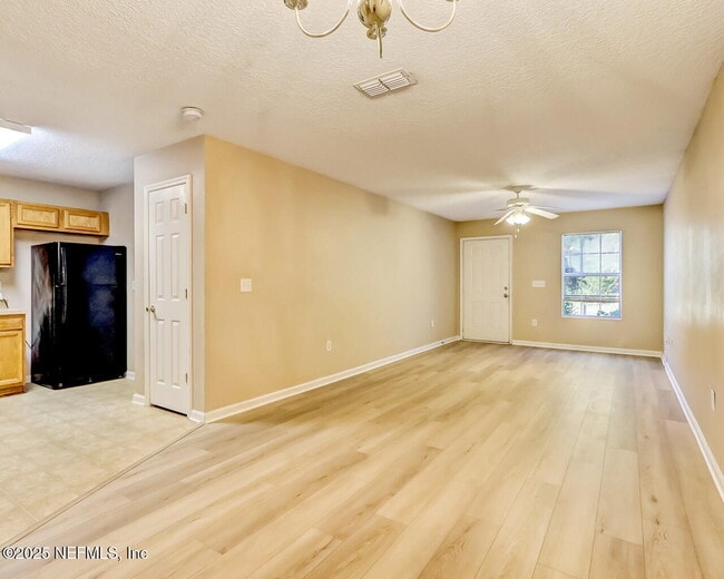 Building Photo - 8448 Kona Ave