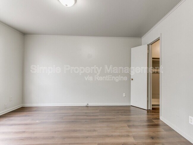 Building Photo - 2934 NW 32nd St