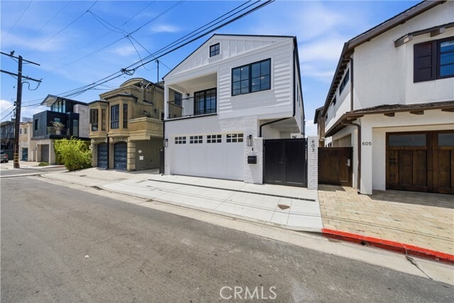 Building Photo - 603 36th St