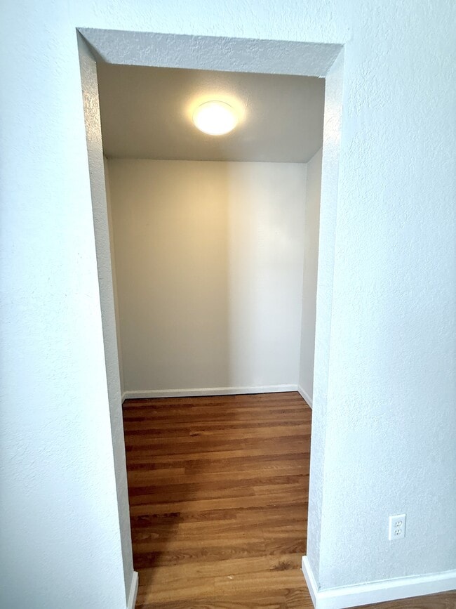 Building Photo - 5566 OK-199