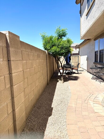 SIDE PATIO - 3708 E Kerry Ln