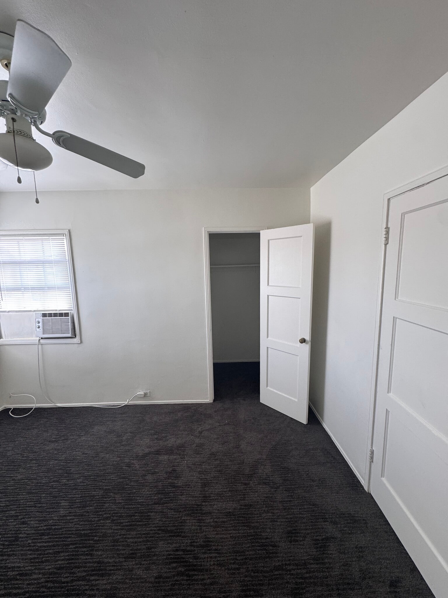 Bedroom 2 - 424 W Riggin St