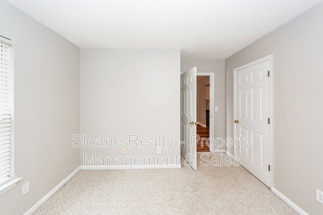 Building Photo - 1307 Apex Ln
