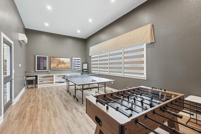 Building Photo - 4155 Carson Ln