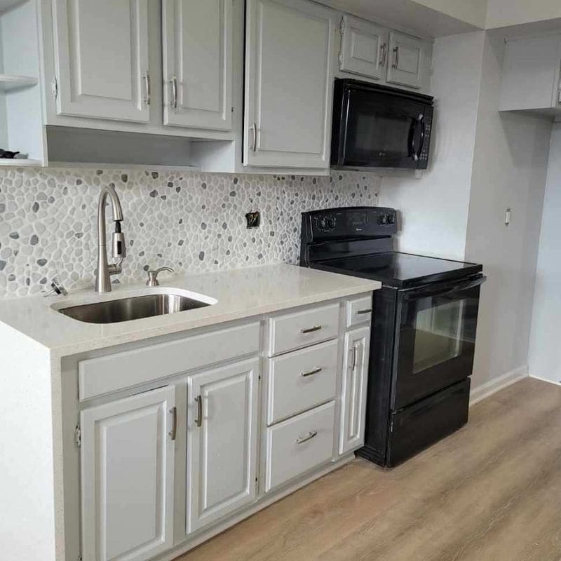 Building Photo - 222 48th St