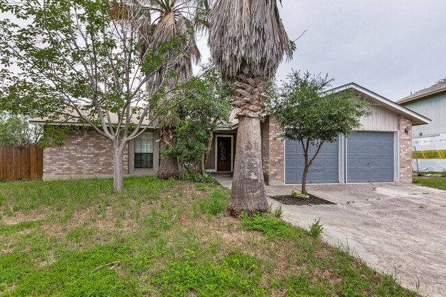 Building Photo - 6991 Sunset Village Dr