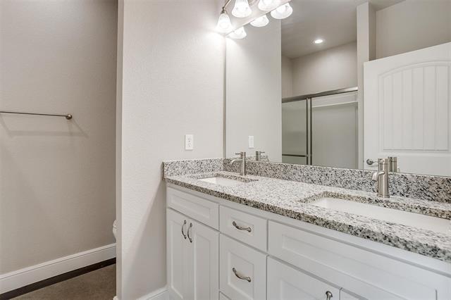 Building Photo - 4710a S Keller Rd