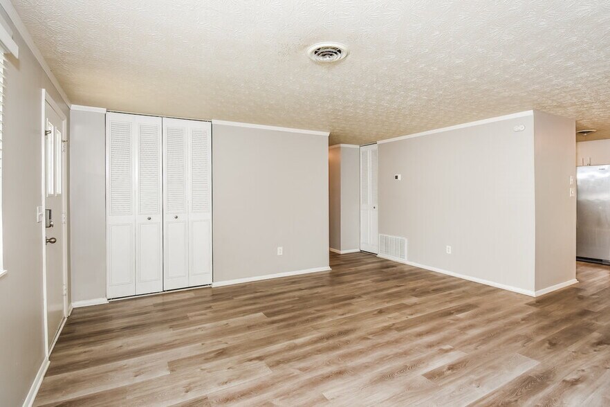 Building Photo - 1860 Suwanee Ridge Ct NW