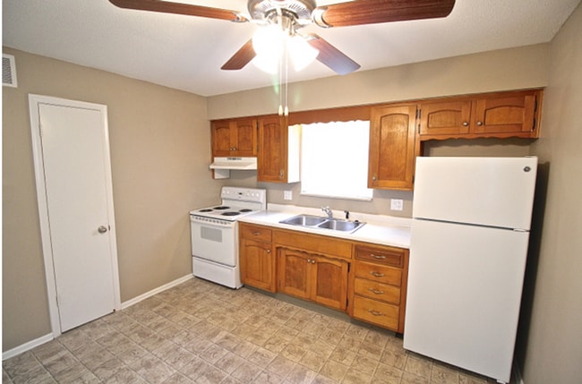 Interior Photo - The Oasis