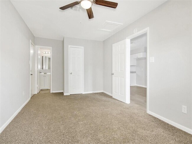 Building Photo - 234 Overbluff St