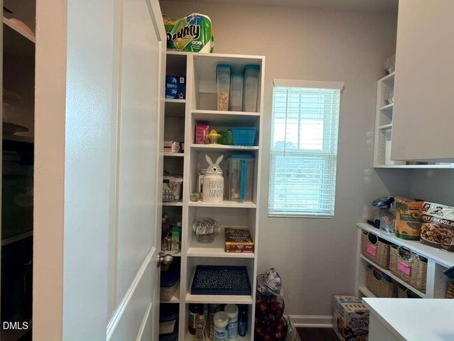 Building Photo - 3500 Barn Rd