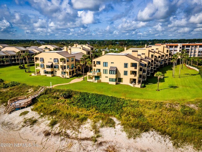 Building Photo - 804 Spinnakers Reach Dr