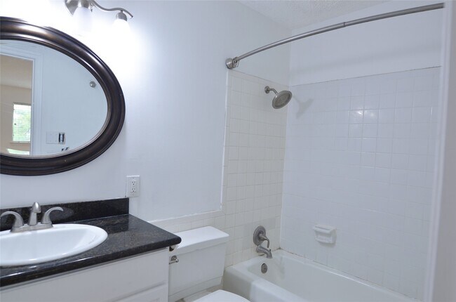 Building Photo - 2372 Triway Ln