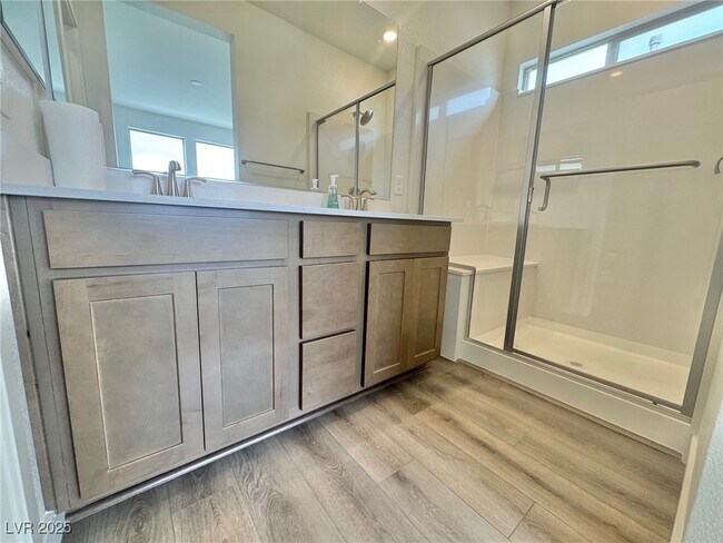 Building Photo - 1548 Little Penguin St