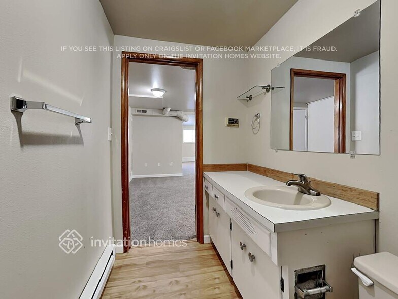 Building Photo - 5017 N Lexington St