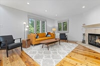 Building Photo - 710 Lighthouse Ave