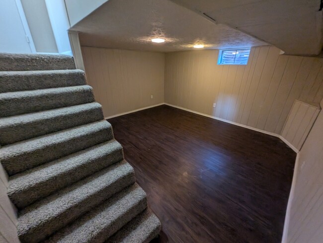 Building Photo - 4889 Nugent Dr