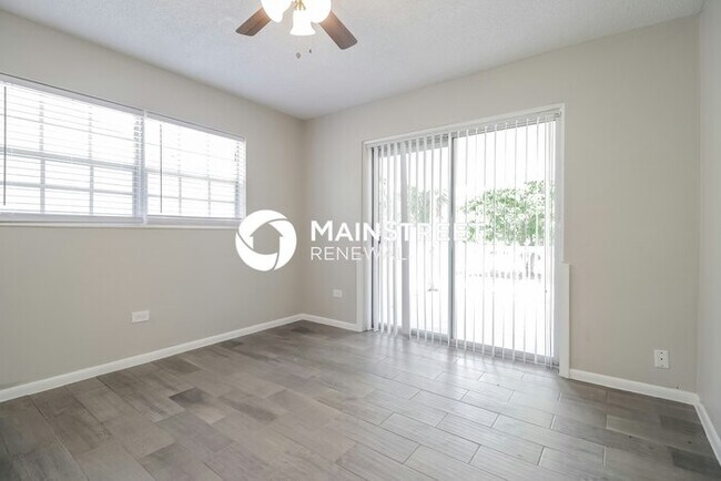 Building Photo - 3 Bedroom Pet-Friendly Home in Lake Worth, FL with Main Street Renewal