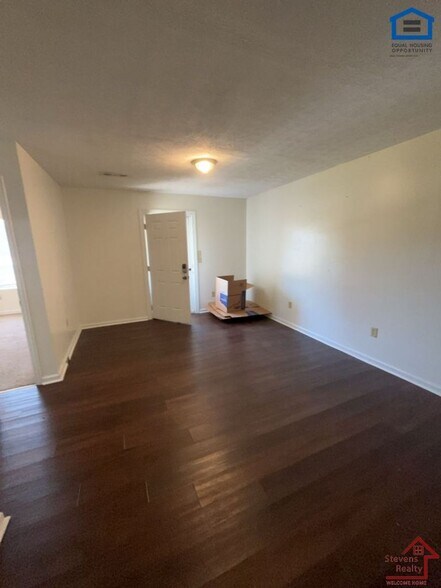 Building Photo - 246 Dogwood Pointe Dr