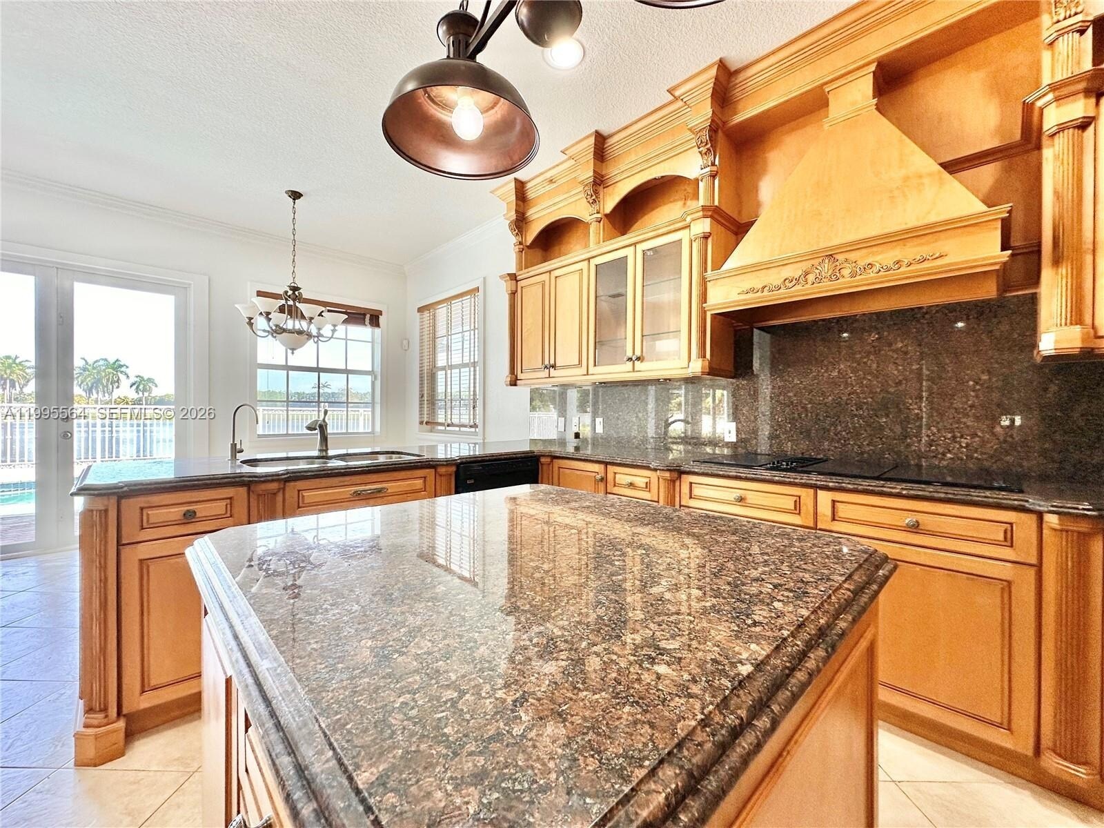 Building Photo - 5023 NW 94th Doral Pl