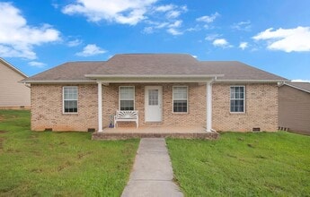 Building Photo - 1863 Country Meadows Dr