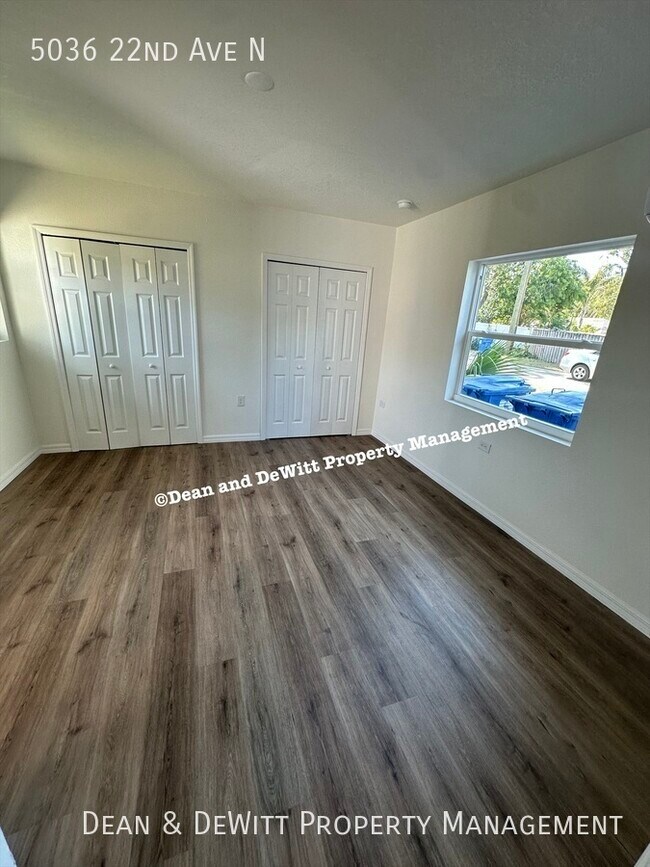 Building Photo - 5036 22nd Ave N