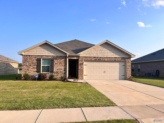 Building Photo - 433 Jackson Pt Cir