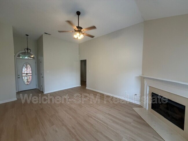 Building Photo - 11245 Cashmere Wood Dr