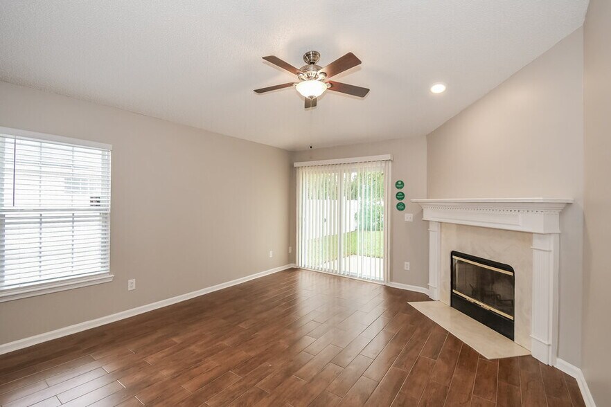 Building Photo - 1810 Dartmouth Dr