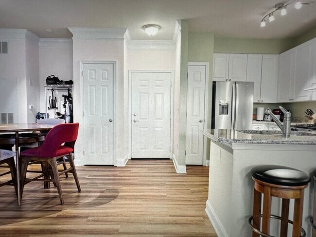 Primary Photo - 501 Hungerford Dr