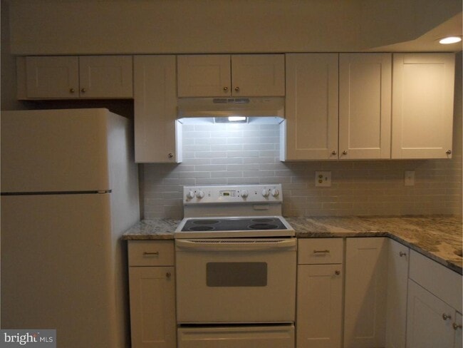 Building Photo - 309 Headhouse Ct