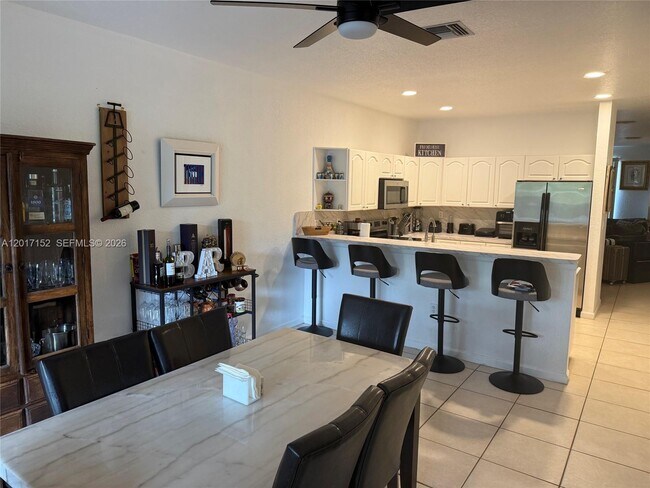 Building Photo - 10270 SW 59th St