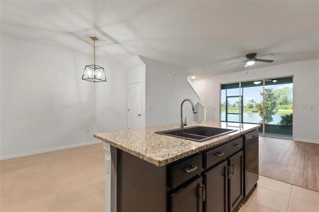 Building Photo - 2879 Suncoast Blend Dr