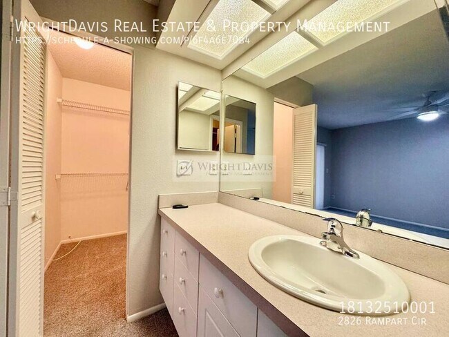 Building Photo - 2826 Rampart Cir